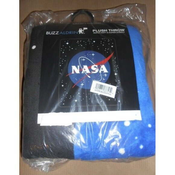 New NASA Space Program Astronaut Plush Fleece Gift Throw Blanket Buzz Aldrin NIP - Picture 2 of 2